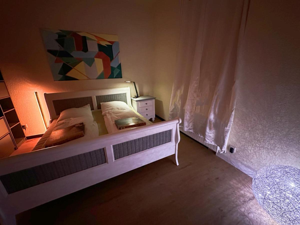 Igo Apartment 2 Schlafenzimmer Mit Waschmaschine Trockner Haustier Rheinufer 5Min Netflix Disney Plus 17-6 ดุยส์บูร์ก ภายนอก รูปภาพ