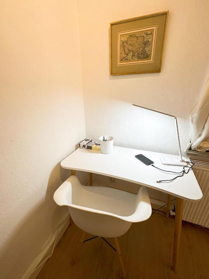 Igo Apartment 2 Schlafenzimmer Mit Waschmaschine Trockner Haustier Rheinufer 5Min Netflix Disney Plus 17-6 ดุยส์บูร์ก ภายนอก รูปภาพ